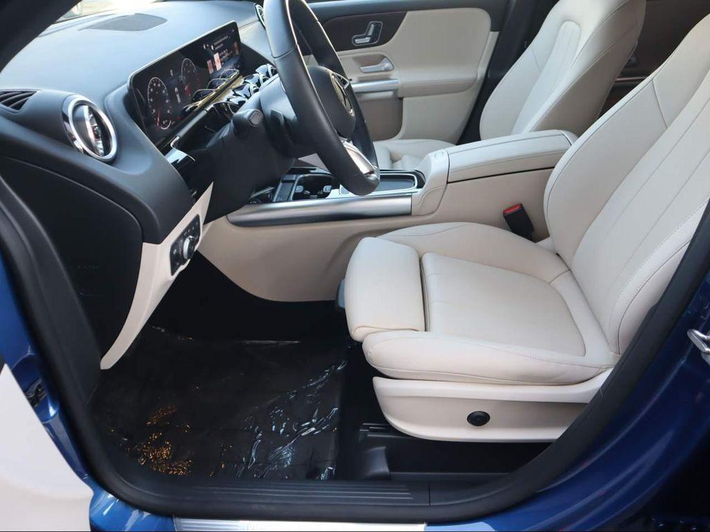 used 2025 Mercedes-Benz GLA 250 car, priced at $38,647