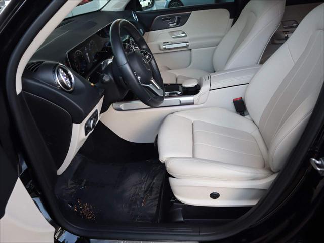 used 2020 Mercedes-Benz GLB 250 car, priced at $28,121