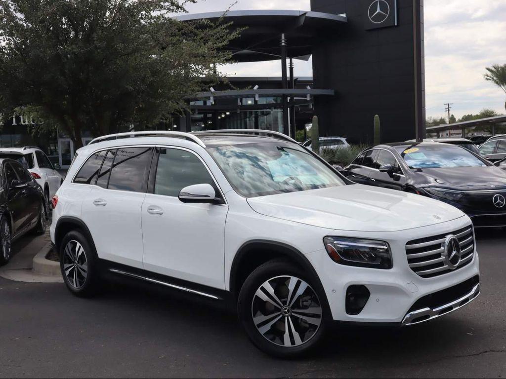 used 2025 Mercedes-Benz GLB 250 car, priced at $41,888
