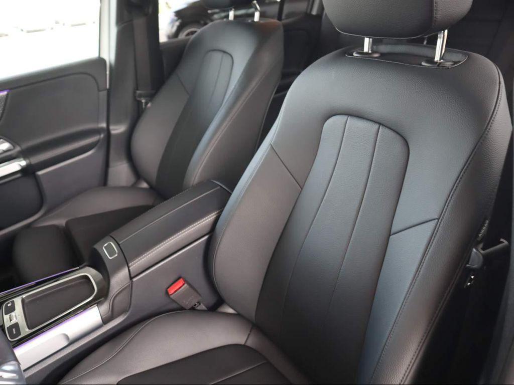 used 2025 Mercedes-Benz GLB 250 car, priced at $41,888