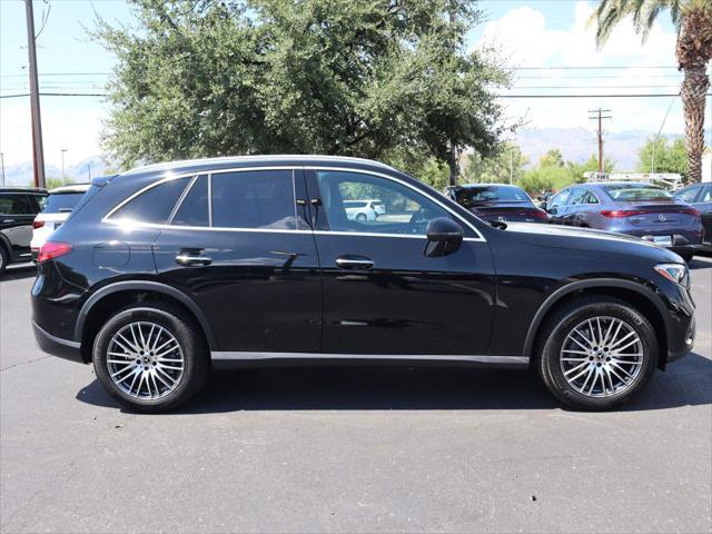 new 2024 Mercedes-Benz GLC 300 car, priced at $54,005