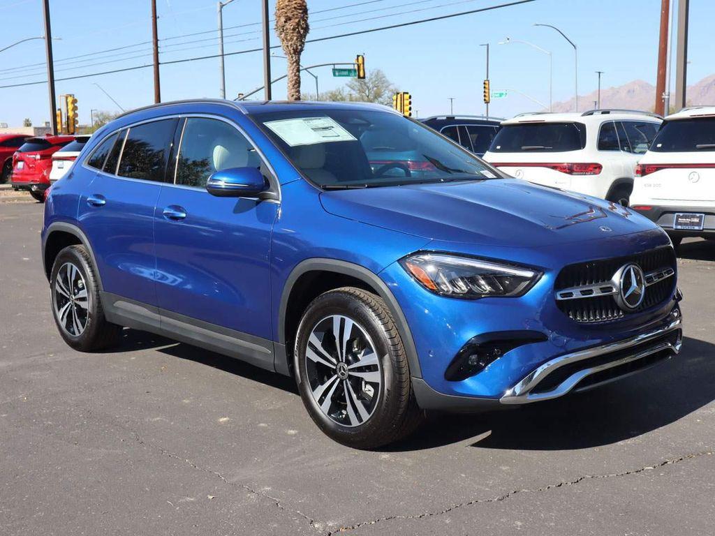 new 2025 Mercedes-Benz GLA 250 car, priced at $47,395