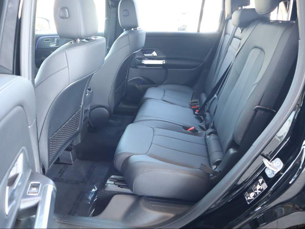 used 2025 Mercedes-Benz GLB 250 car