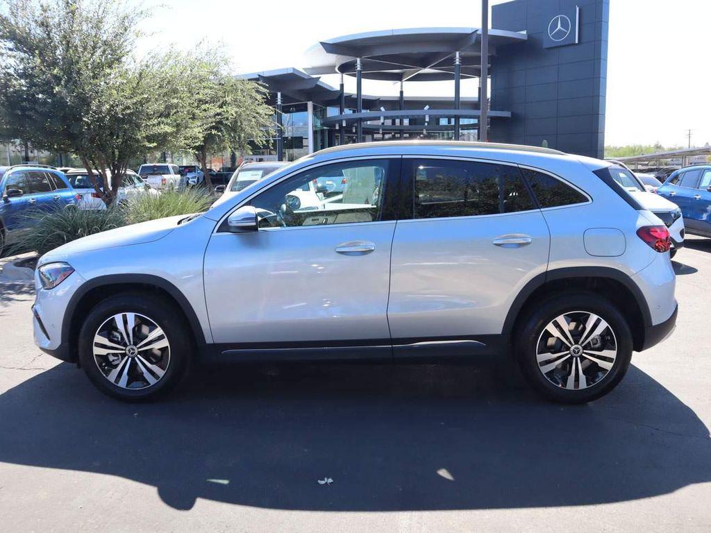 used 2025 Mercedes-Benz GLA 250 car, priced at $45,917