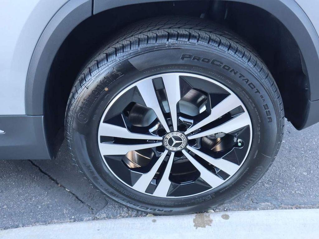 used 2025 Mercedes-Benz GLA 250 car, priced at $45,917