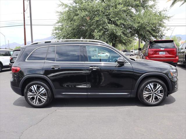 new 2024 Mercedes-Benz GLB 250 car, priced at $49,490