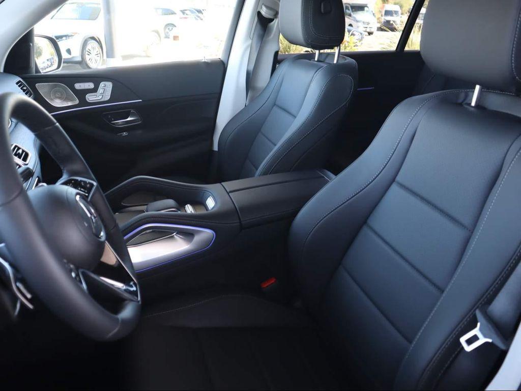 new 2026 Mercedes-Benz GLS 450 car, priced at $93,615