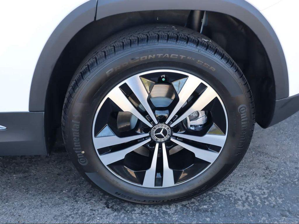 used 2025 Mercedes-Benz GLA 250 car, priced at $41,998
