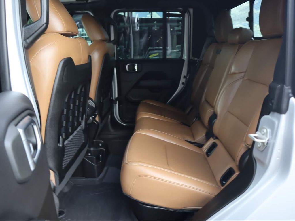 used 2023 Jeep Gladiator car, priced at $43,888