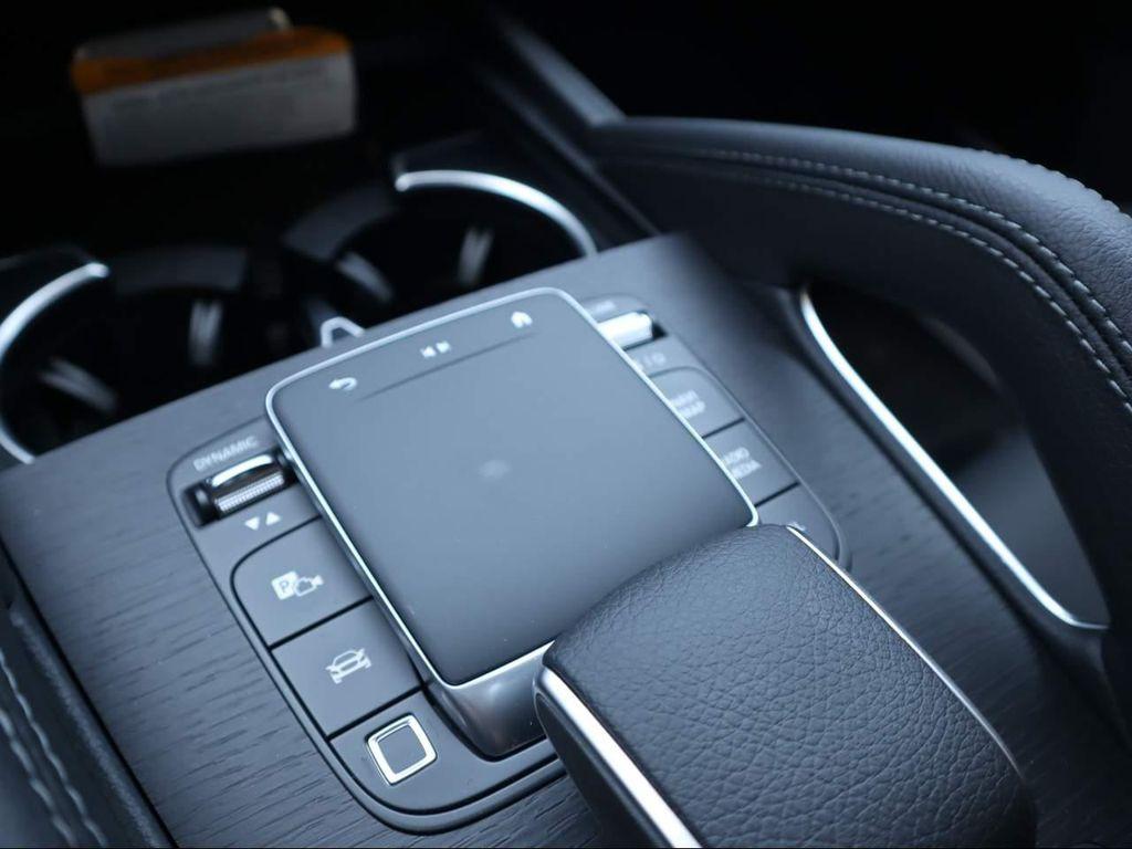 new 2025 Mercedes-Benz GLE 350 car, priced at $71,065