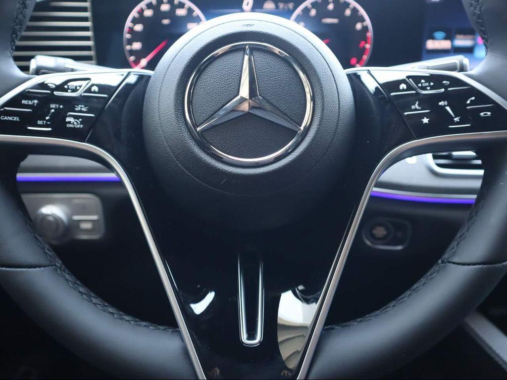 new 2025 Mercedes-Benz GLE 350 car, priced at $71,065