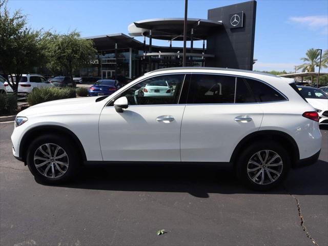 new 2024 Mercedes-Benz GLC 300 car, priced at $51,905