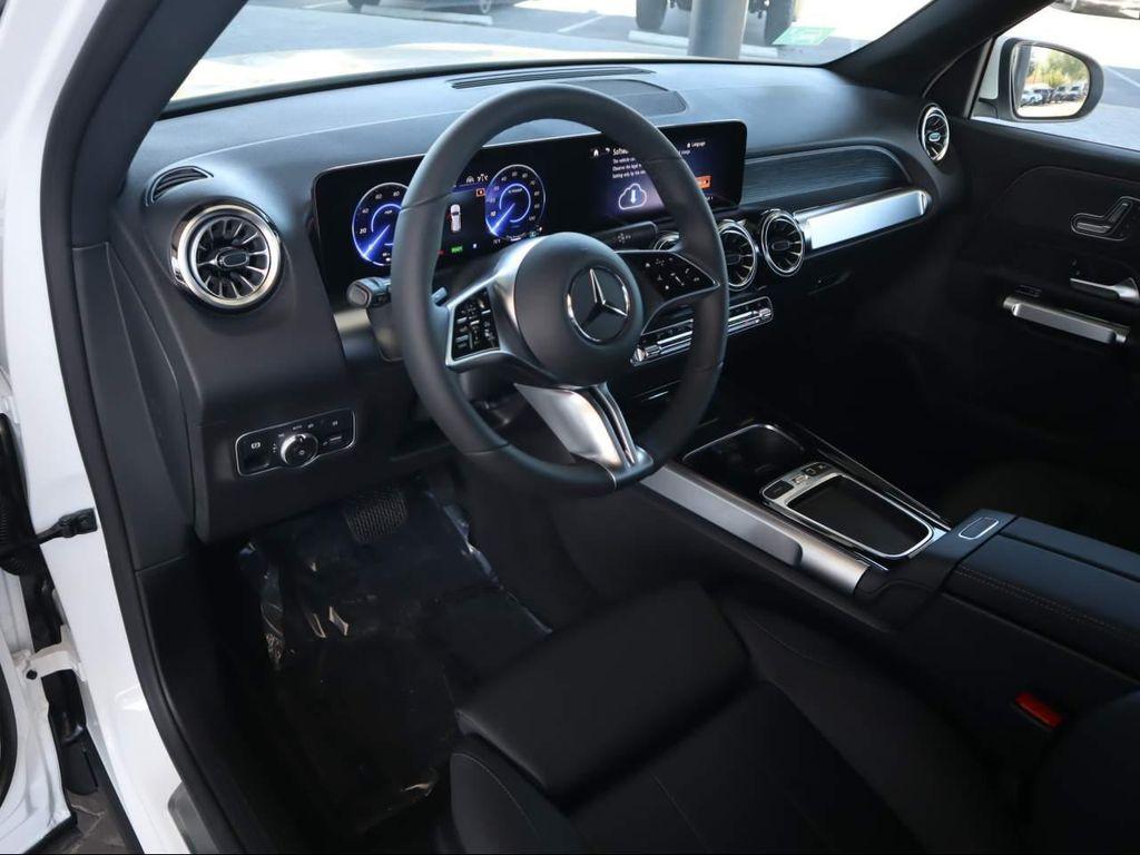 new 2025 Mercedes-Benz EQB 250 car, priced at $57,600