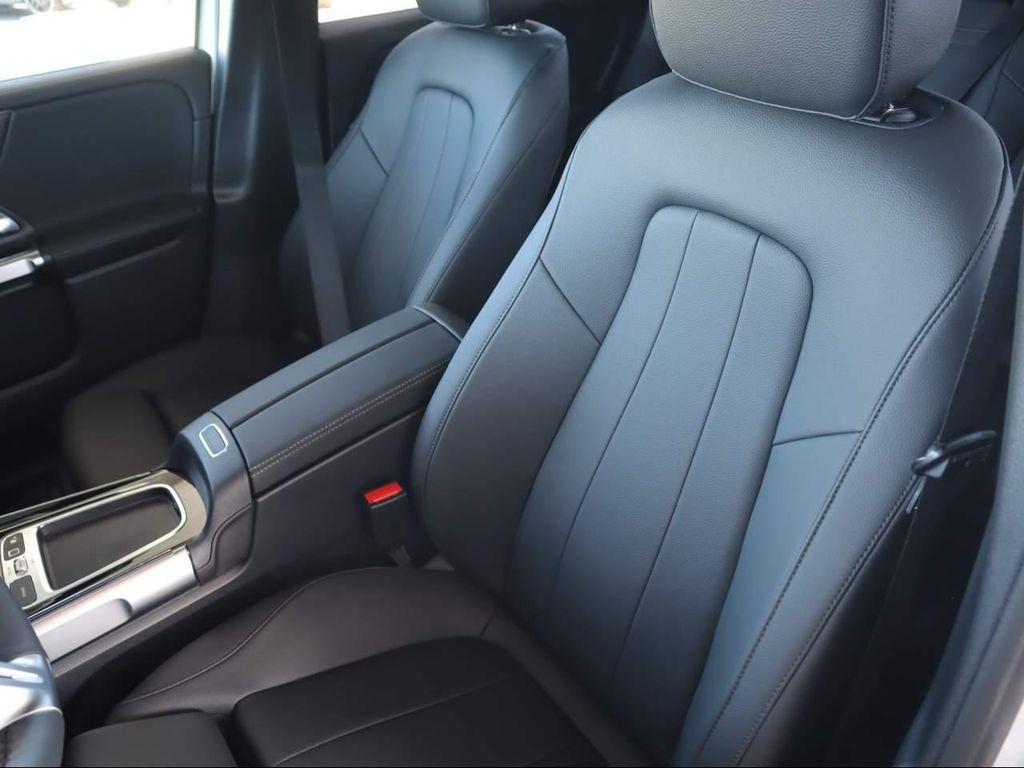 new 2025 Mercedes-Benz EQB 250 car, priced at $57,600