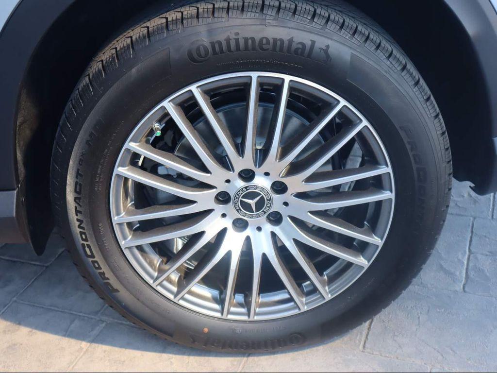 new 2026 Mercedes-Benz GLC 300 car, priced at $59,650