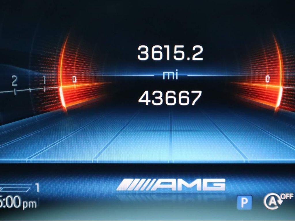 used 2024 Mercedes-Benz AMG GLE 53 car, priced at $77,741