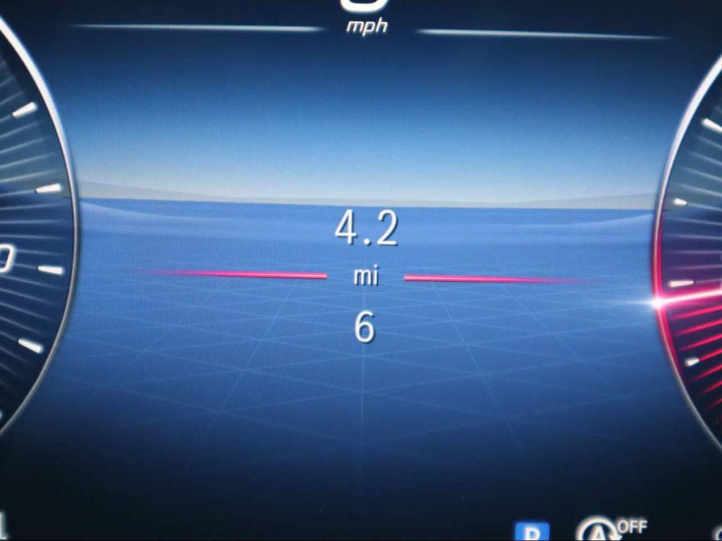 new 2025 Mercedes-Benz GLB 250 car, priced at $47,420