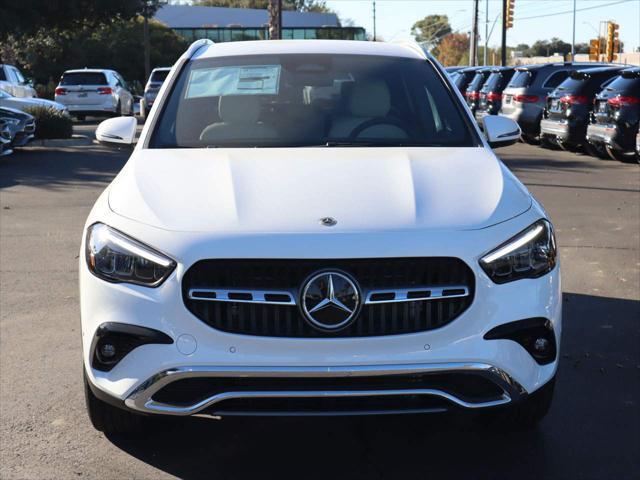 new 2025 Mercedes-Benz GLA 250 car, priced at $44,670