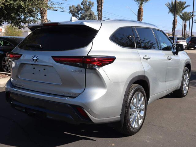 used 2022 Toyota Highlander Hybrid car, priced at $40,551