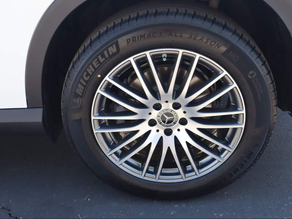 new 2025 Mercedes-Benz GLC 300 car, priced at $51,035