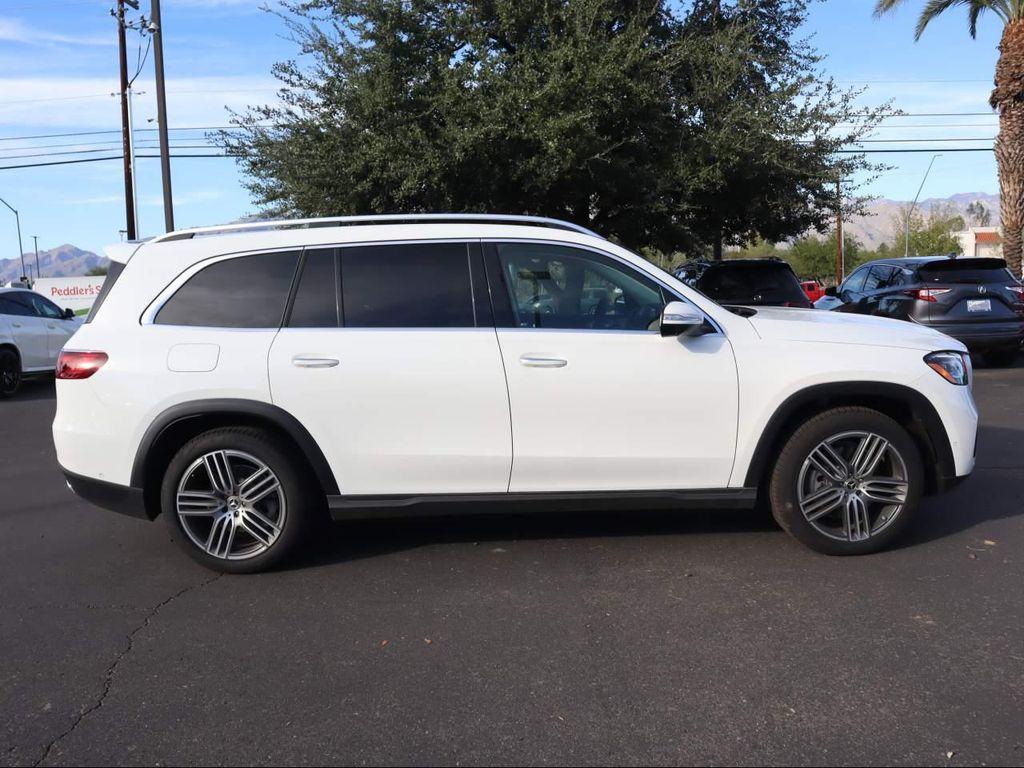 new 2024 Mercedes-Benz GLS 450 car, priced at $90,980