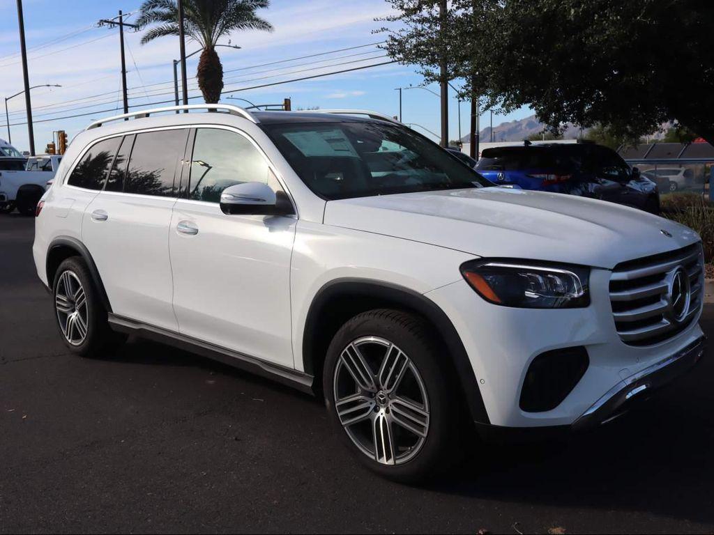 new 2024 Mercedes-Benz GLS 450 car, priced at $90,980