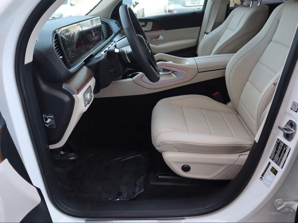 new 2024 Mercedes-Benz GLS 450 car, priced at $90,980