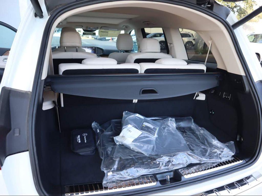 new 2024 Mercedes-Benz GLS 450 car, priced at $90,980
