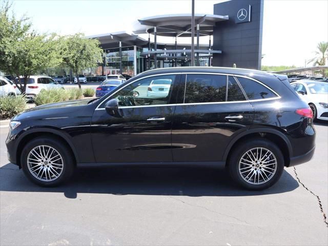 new 2024 Mercedes-Benz GLC 300 car, priced at $54,005