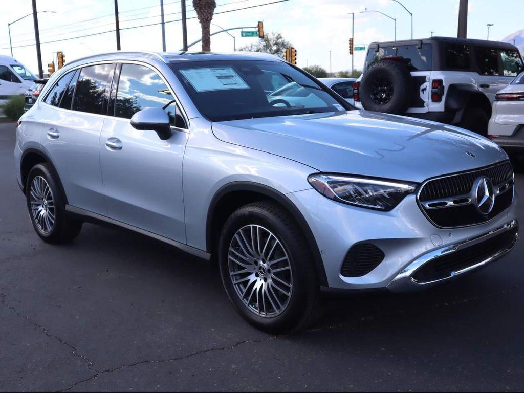 used 2026 Mercedes-Benz GLC 300 car