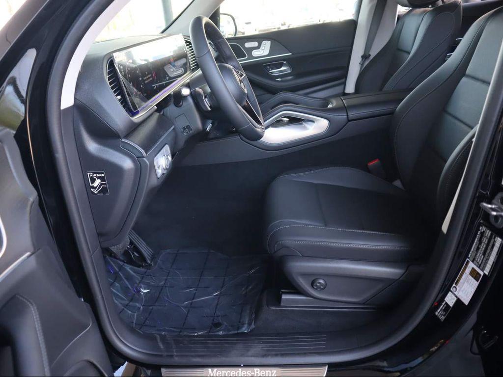 new 2026 Mercedes-Benz GLE 450 car, priced at $76,135