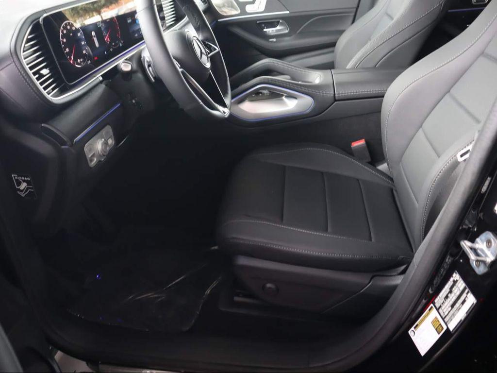 new 2025 Mercedes-Benz GLS 450 car, priced at $91,945