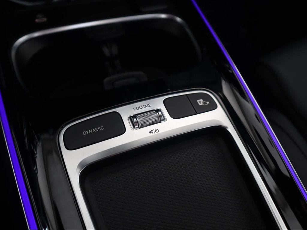 used 2025 Mercedes-Benz GLA 250 car, priced at $38,703