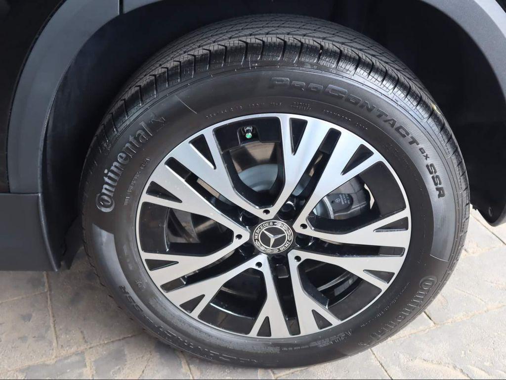 used 2025 Mercedes-Benz GLA 250 car, priced at $38,703