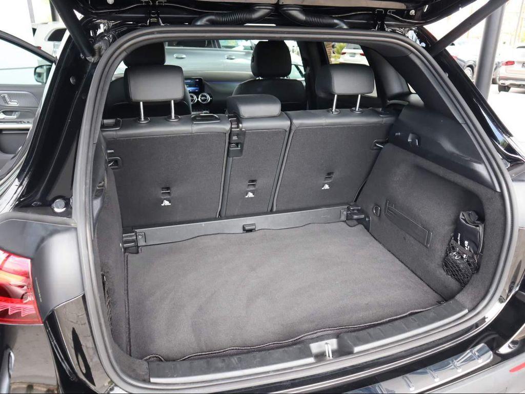 used 2025 Mercedes-Benz GLA 250 car, priced at $38,703
