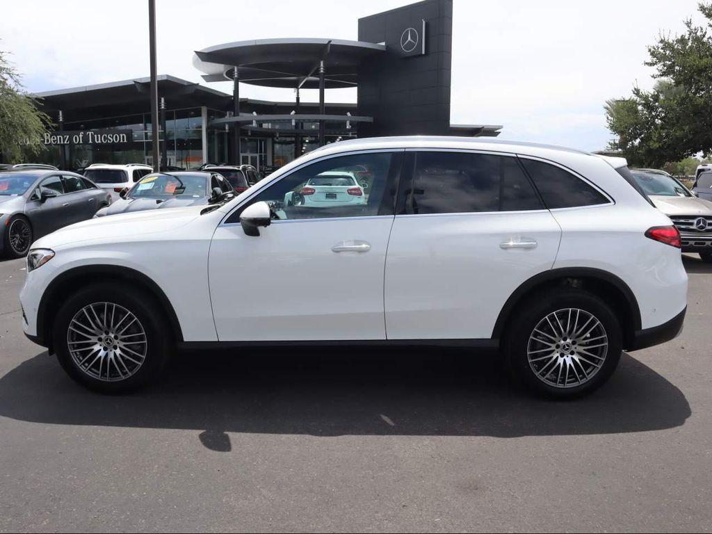 used 2026 Mercedes-Benz GLC 300 car