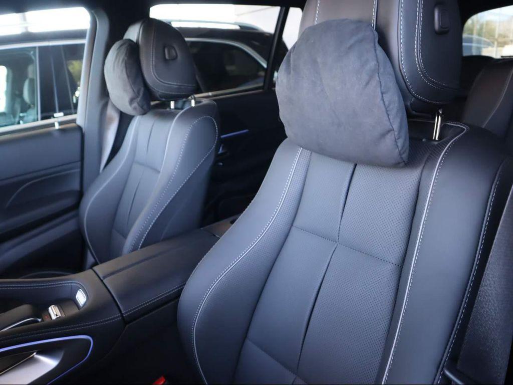 new 2026 Mercedes-Benz GLS 450 car, priced at $110,285