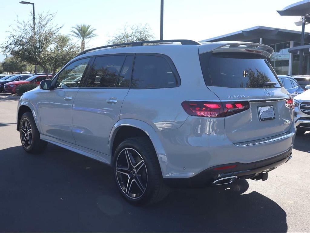 new 2026 Mercedes-Benz GLS 450 car, priced at $110,285
