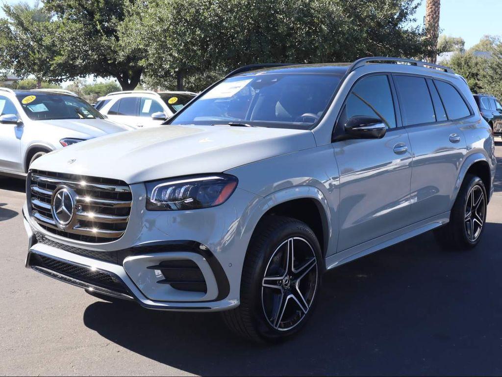 new 2026 Mercedes-Benz GLS 450 car, priced at $110,285