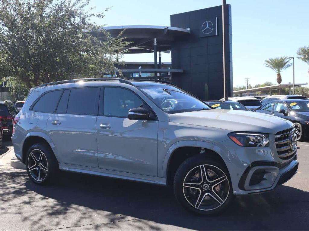 new 2026 Mercedes-Benz GLS 450 car, priced at $110,285