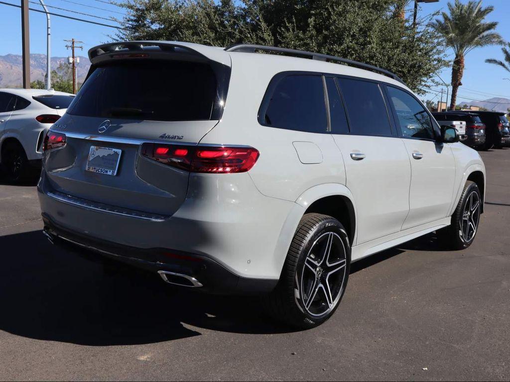 new 2026 Mercedes-Benz GLS 450 car, priced at $110,285