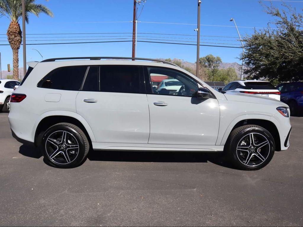 new 2026 Mercedes-Benz GLS 450 car, priced at $110,285