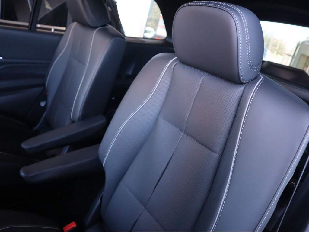 new 2026 Mercedes-Benz GLS 450 car, priced at $110,285