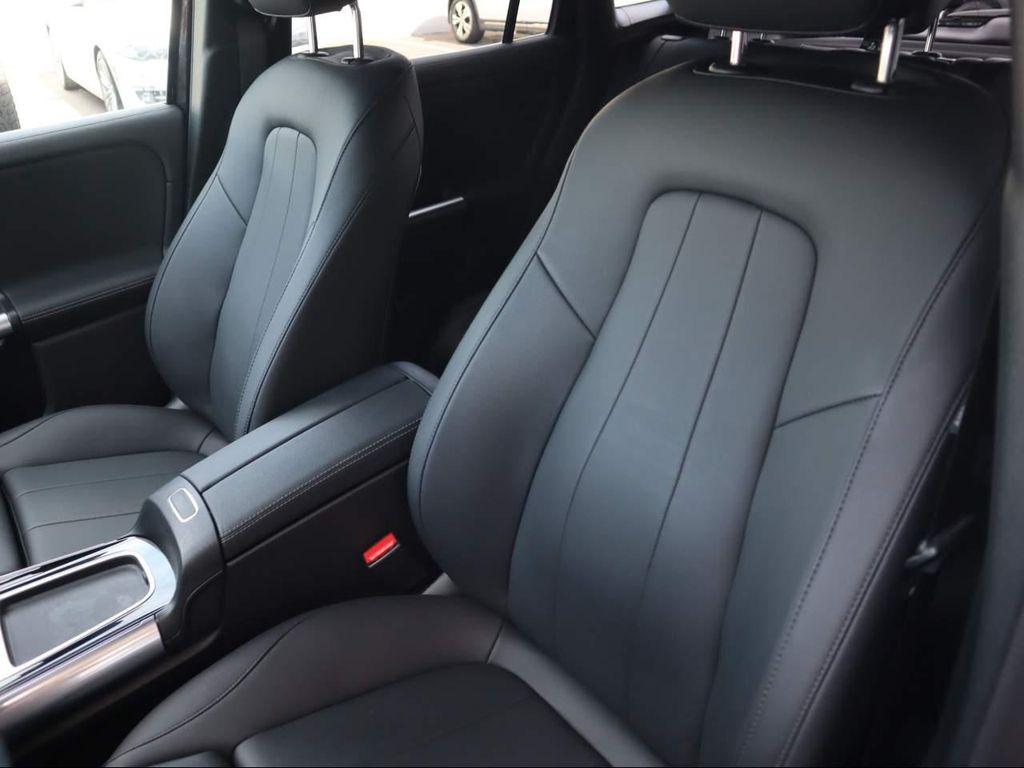 used 2025 Mercedes-Benz GLA 250 car, priced at $37,592