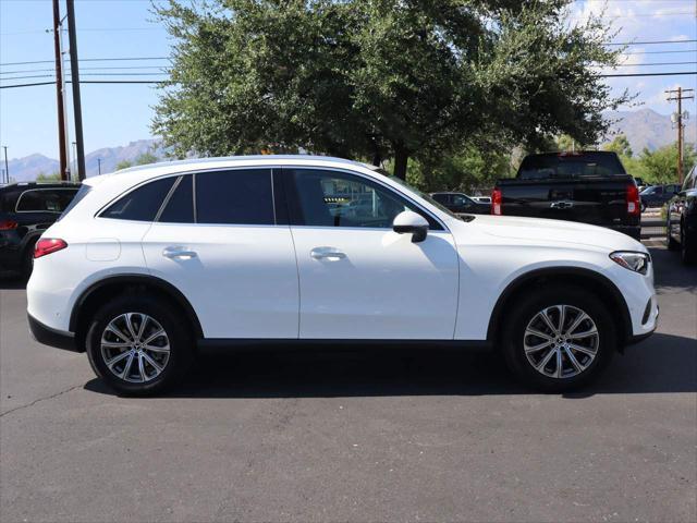 new 2024 Mercedes-Benz GLC 300 car, priced at $50,985