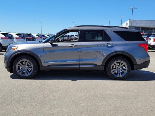 new 2024 Ford Explorer car, priced at $48,670