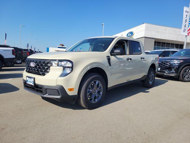 new 2025 Ford Maverick car, priced at $31,936
