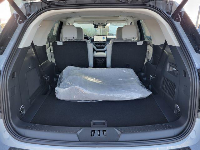 new 2026 Ford Explorer car, priced at $59,003