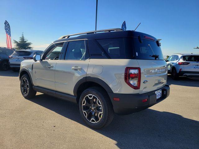 new 2025 Ford Bronco Sport car, priced at $38,552