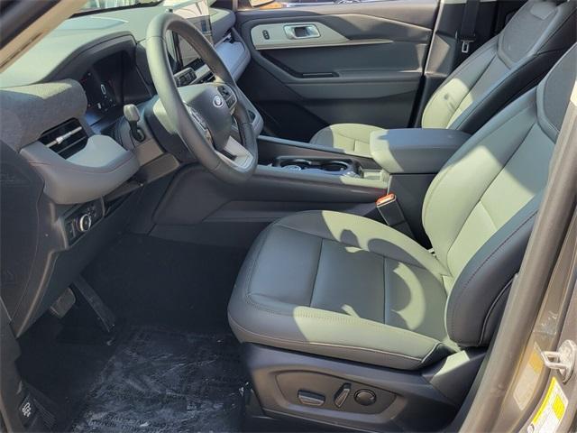 new 2025 Ford Explorer car, priced at $42,860